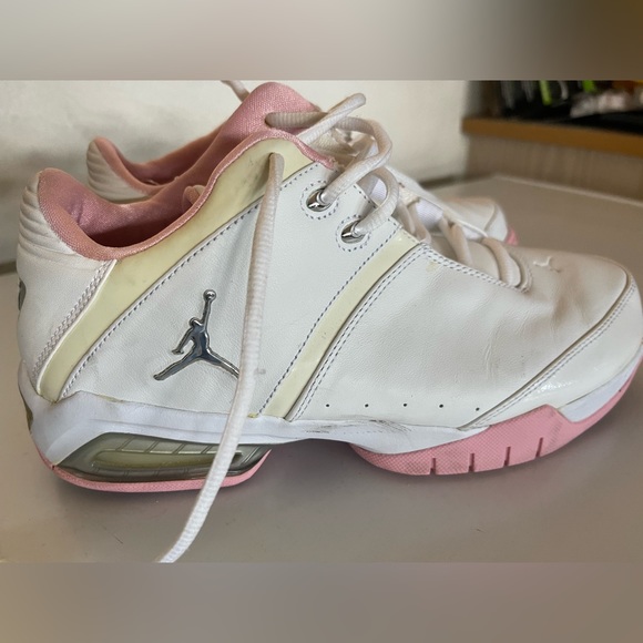 2006 Womens Nike Air Jordan Team Reign - Picture 2 of 6